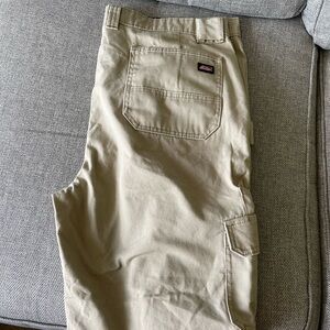 Dickies cargo shorts. Size 38.